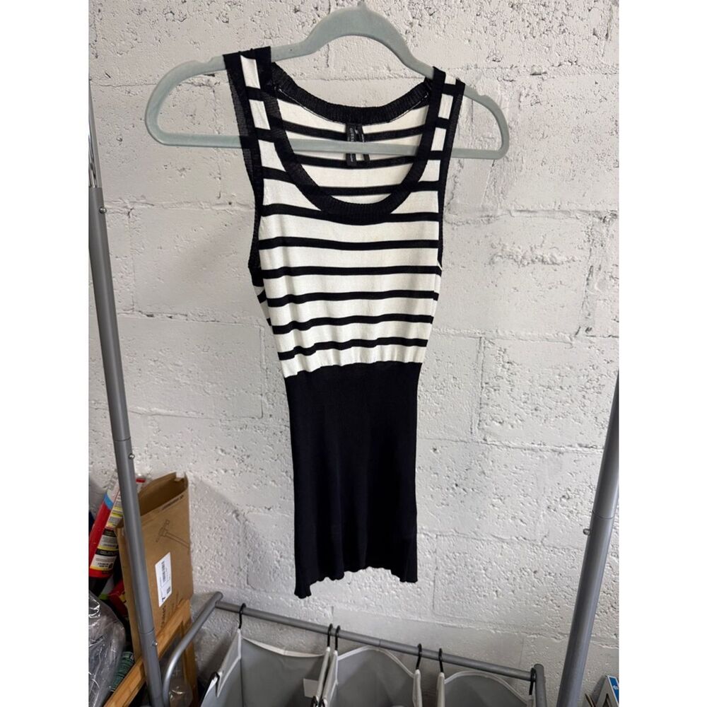 Guess by Marciano Black & White Striped Sleeveless Knit Top - Size XS